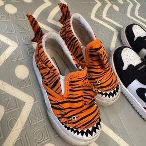Vans Orange Tiger shark Kids Shoes